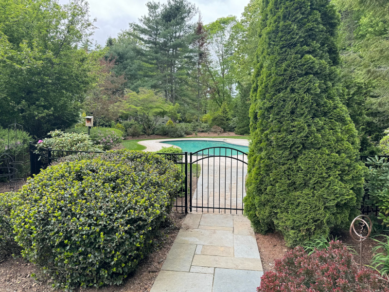 Aluminum Pool Fencing installed in Bedford, NH