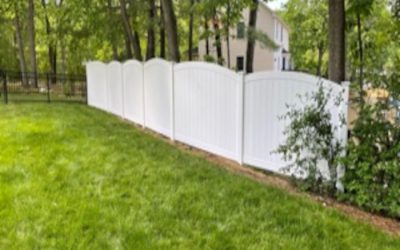 Scalloped White Vinyl Fence installed in Manchester, NH