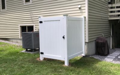 Outdoor Shower Stall in Londonderry, NH