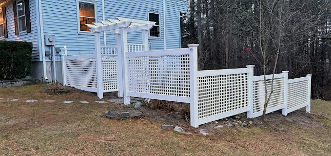 Custom Vinyl Lattice Fence & Pergola Design in Manchester, NH