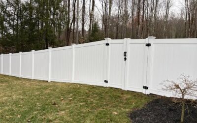 Vinyl Privacy Fence Installation in Chester, NH