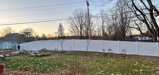 Privacy Vinyl Fence Installation in Londonderry, NH 🇺🇸
