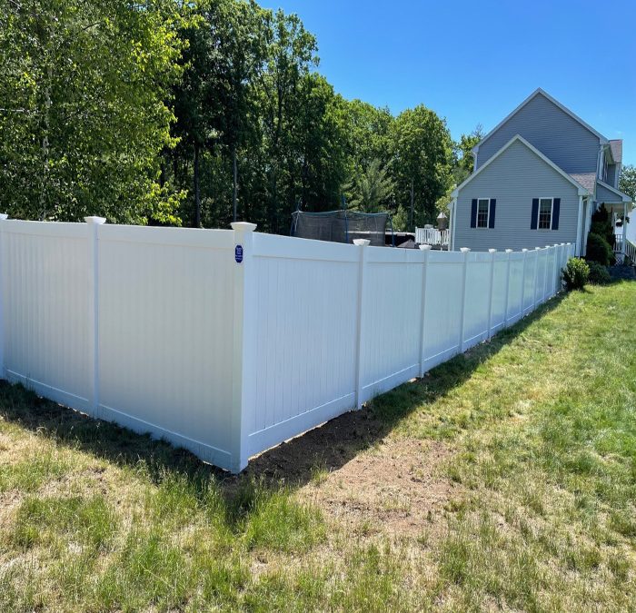 Vinyl Privacy Fence installation in Hooksett NH