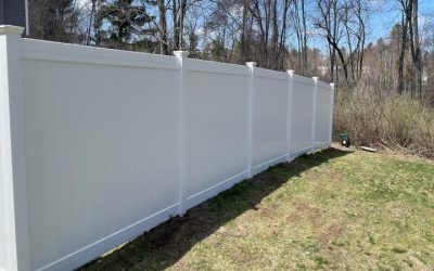 Vinyl Fence installed in Salem, NH.