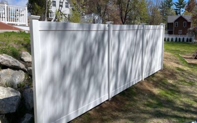 Vinyl Privacy Fence installation in Hudson NH