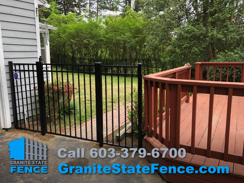aluminium gates, aluminium fence installation, vinyl fencing, chain link fencing, manchesterNH