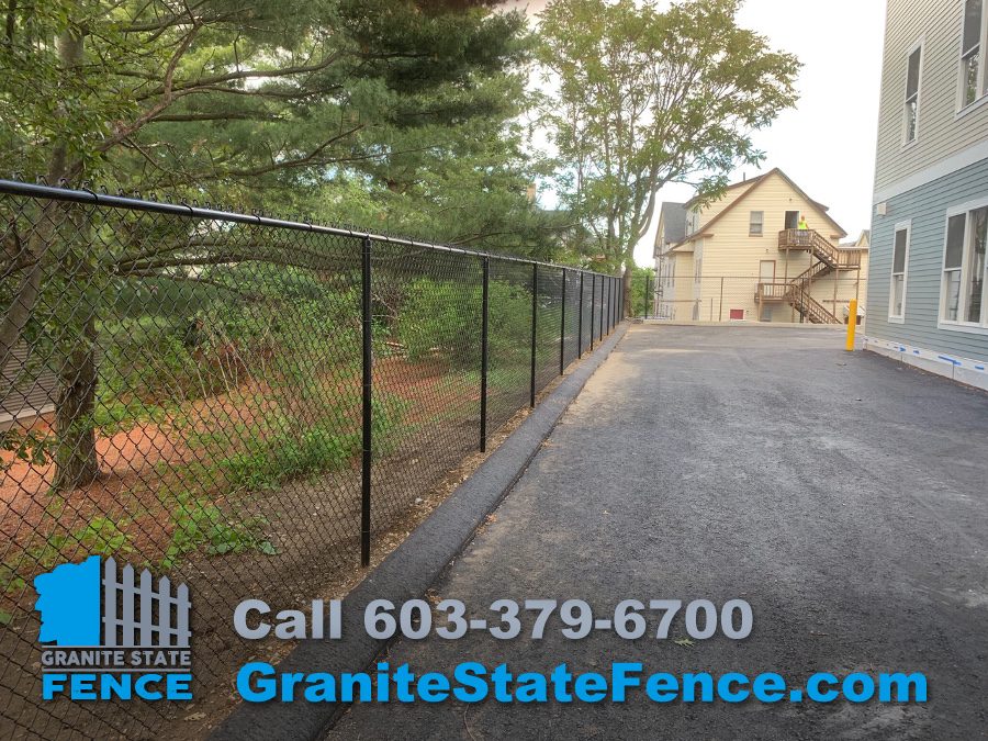 Commercial Fencing / Custom Fence / Chain Link Fence in Lowell, MA