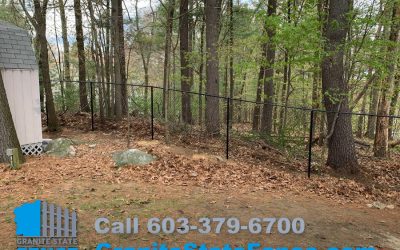 6′ Black Chain Link fence installed for doggie play area in Nashua NH