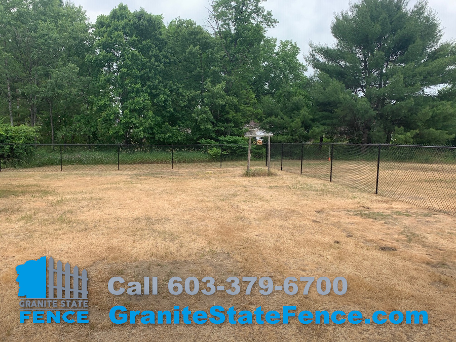 Chain Link Pet Fencing for Pet Enclosure in Raymond, NH.