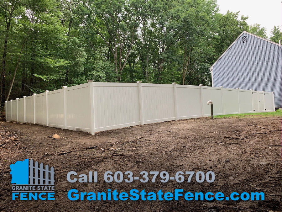 Privacy Fence / Vinyl Fencing in Derry NH