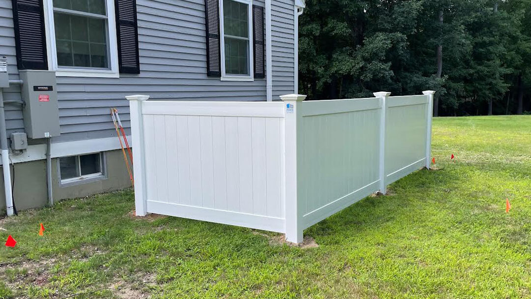 Vinyl Privacy Fencing in Litchfield, NH
