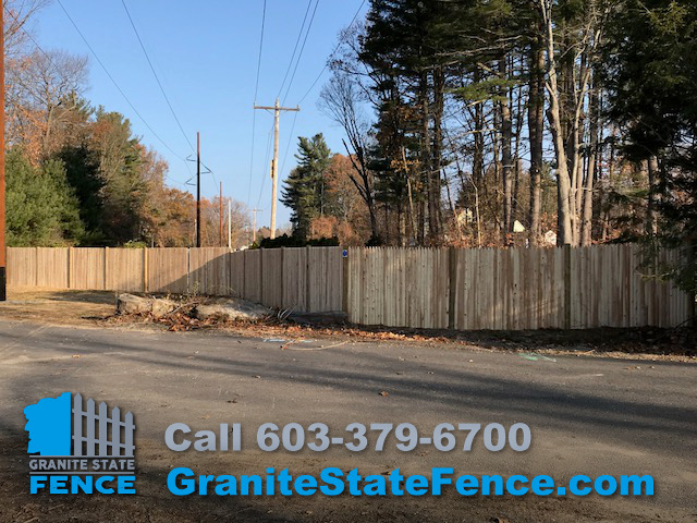 wood fence, cedar fence, privacy fence, pool fence, vinyl fence, privacy slots, aluminium fence