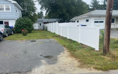 Custom Vinyl Fencing installed in Hudson, NH