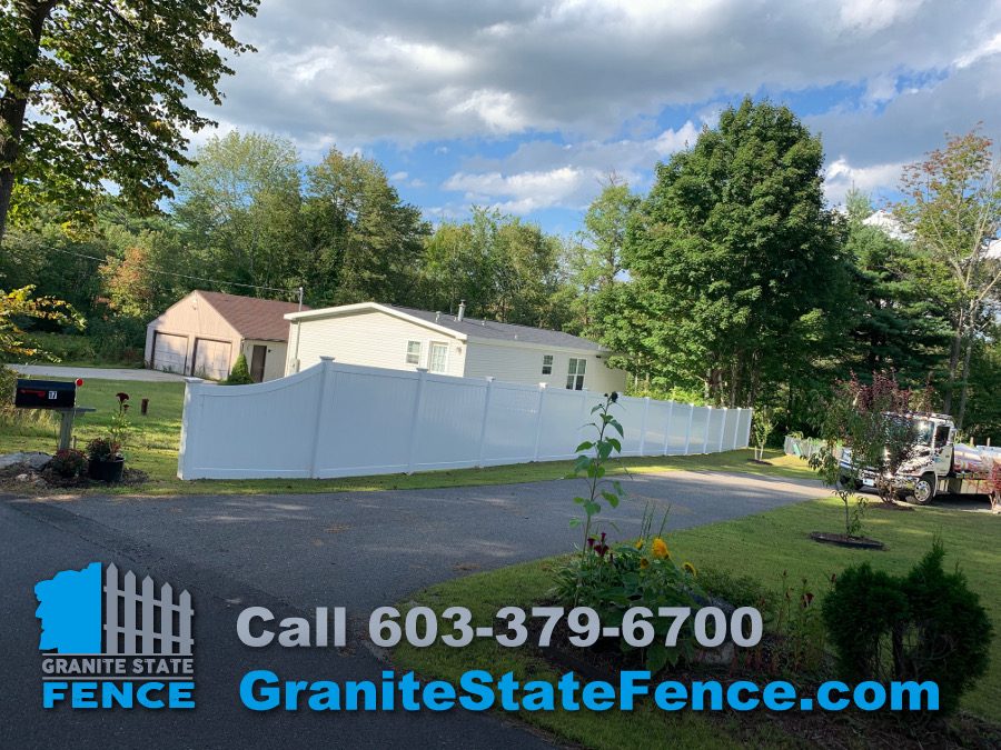 Fence Company / Vinyl Fencing / Privacy Fence in Salem, NH