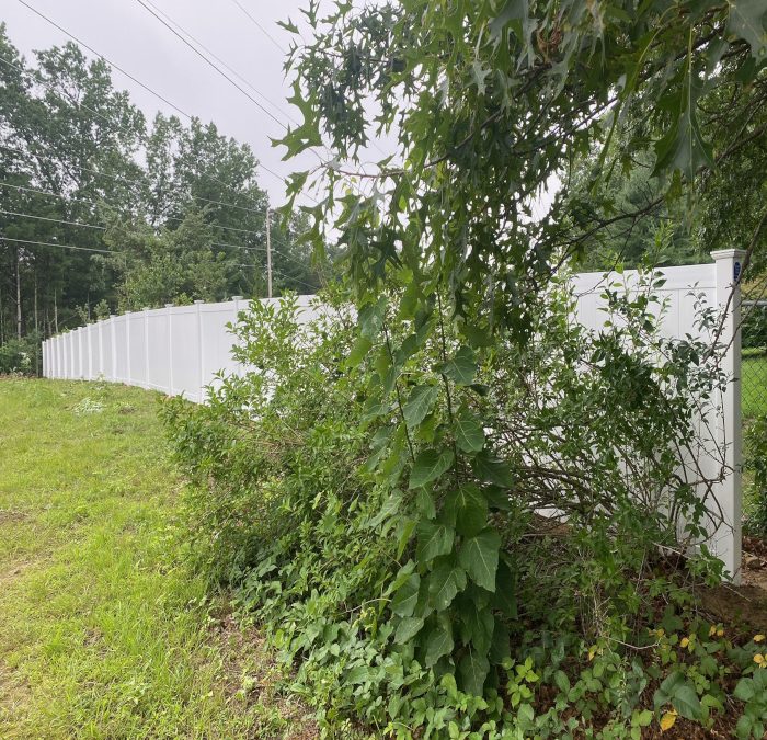 Vinyl Privacy Fence installed in Hudson, NH